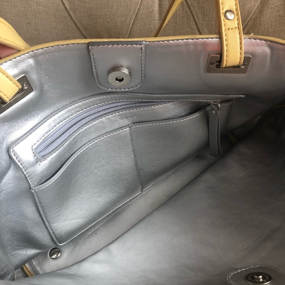 SOLD - Picture 4 of 4